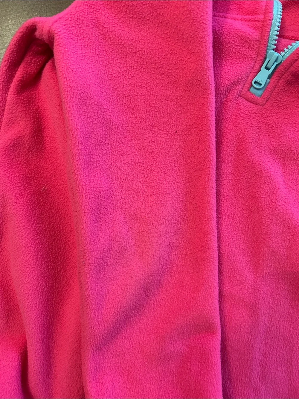 Vineyard Vines bright hot